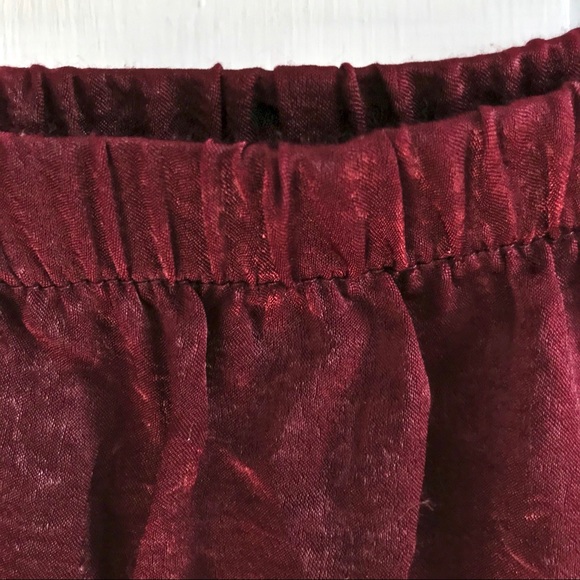 Maroon Off The Shoulder Top - Picture 4 of 5